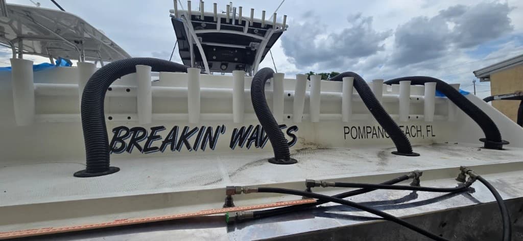Breakin' Waves lettering, Pompano Beach, FL